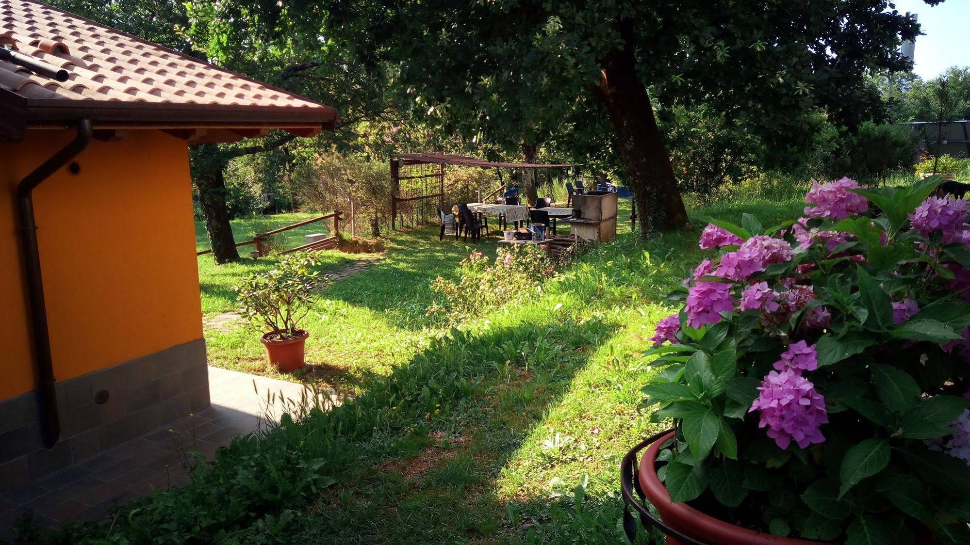 B&B Cadrecca Tra Terra Luna E Mare