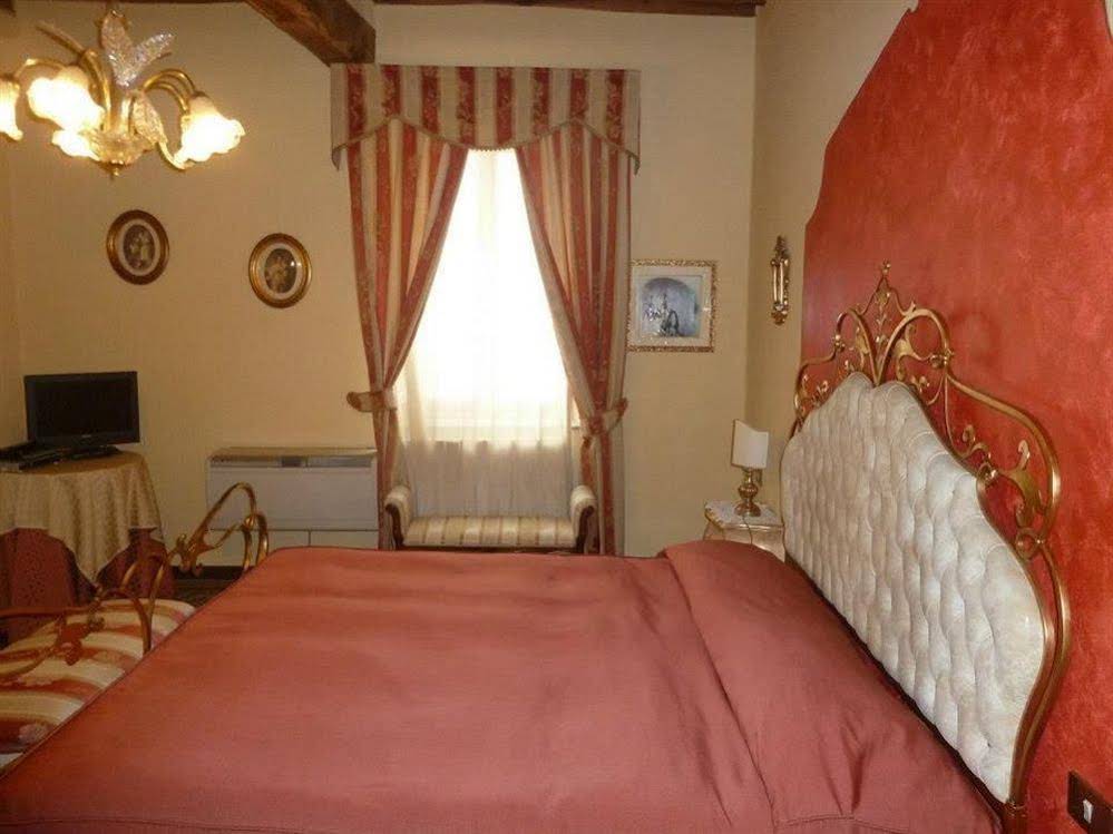 B&B Antica Residenza Santa Chiara