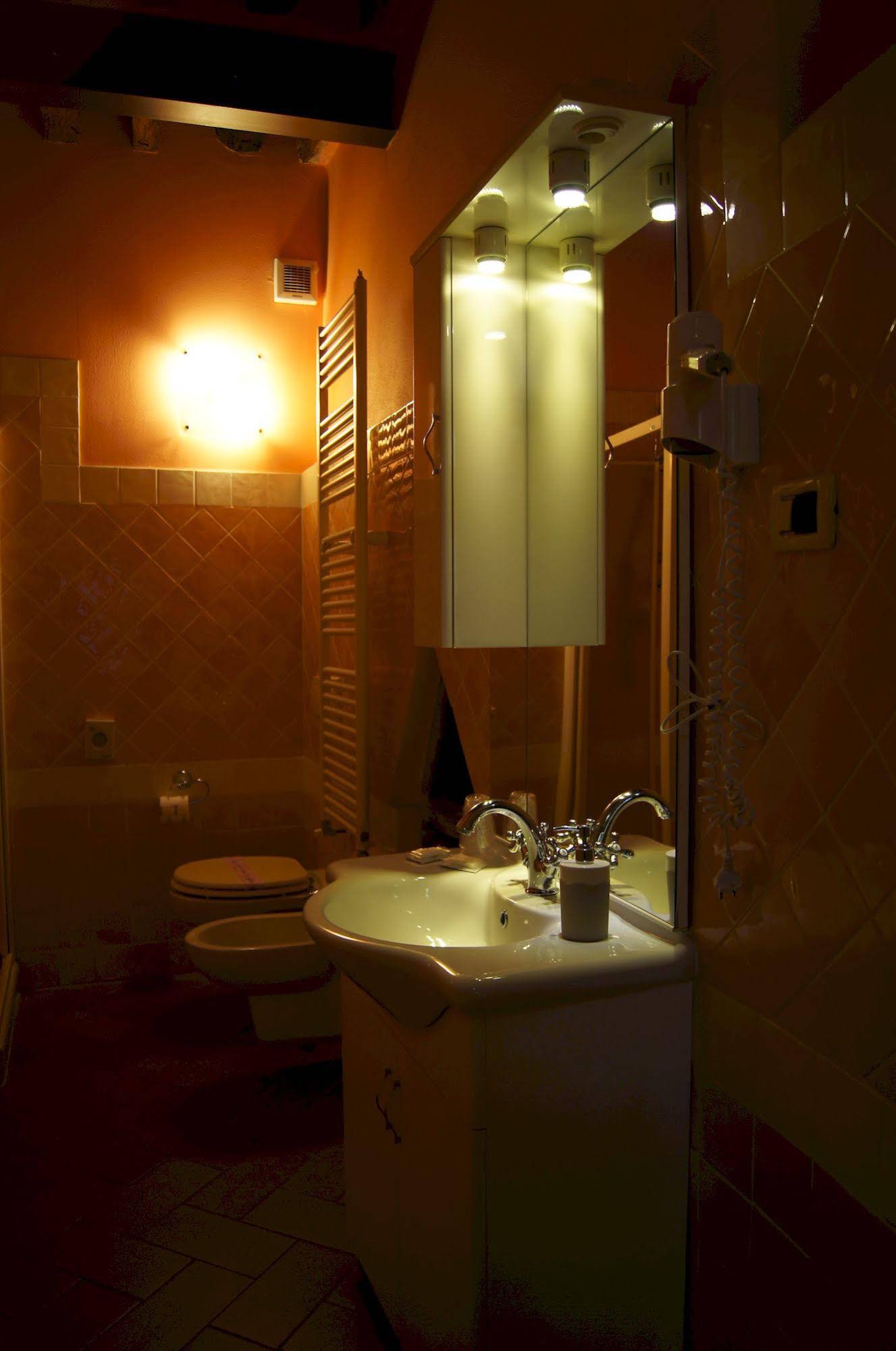 La Tosca Rooms