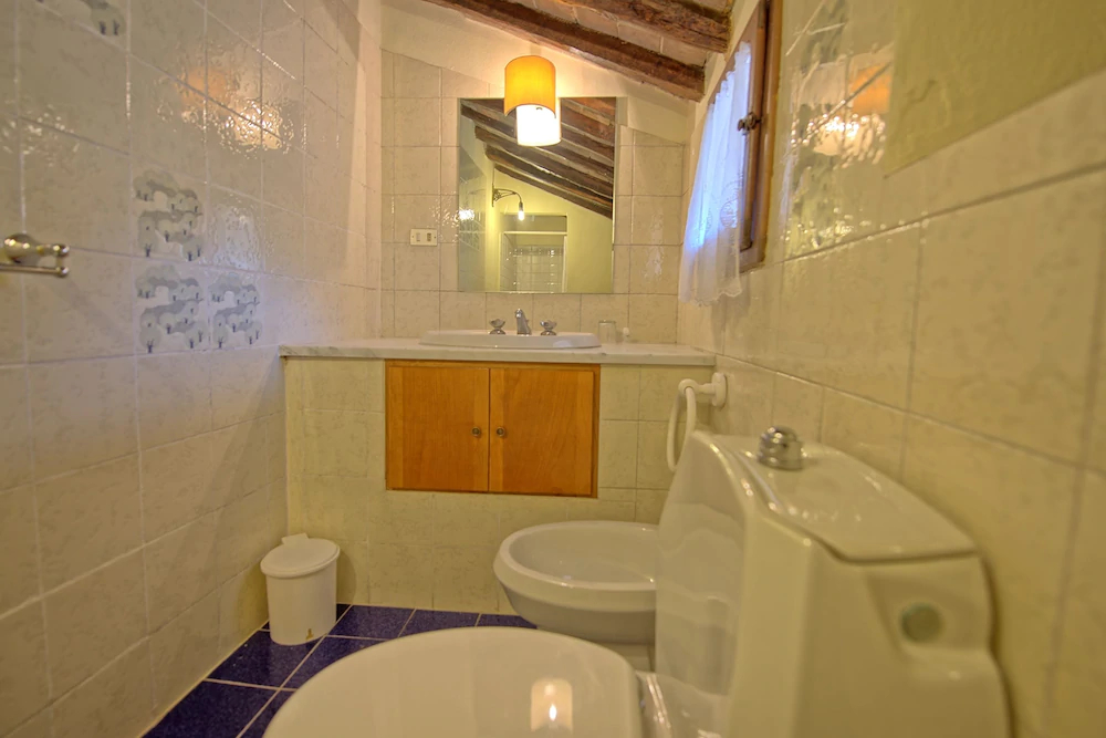 Castello di Montegufoni