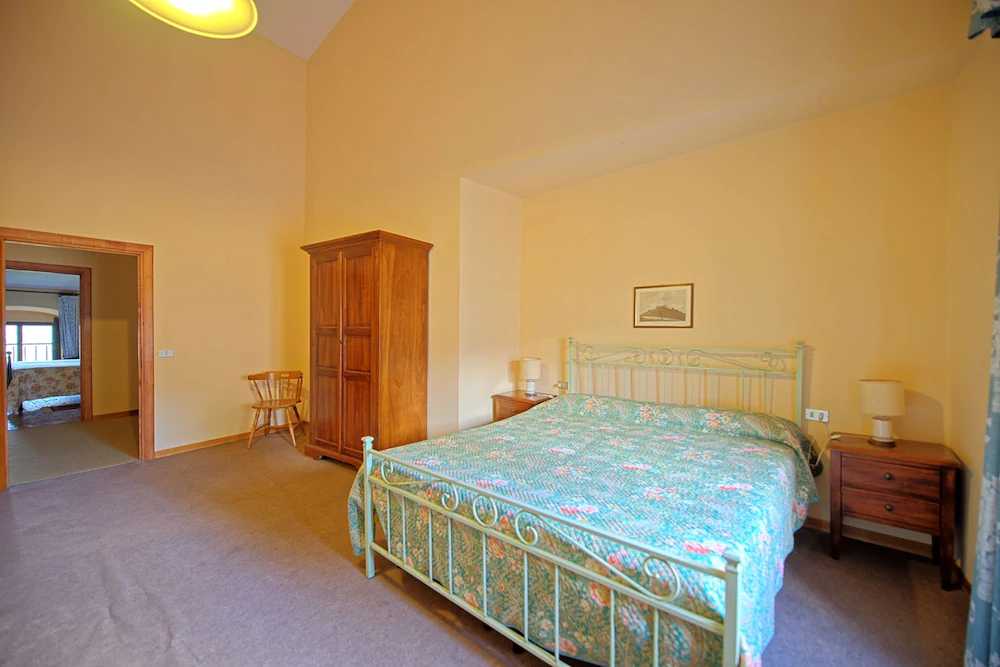 Castello di Montegufoni