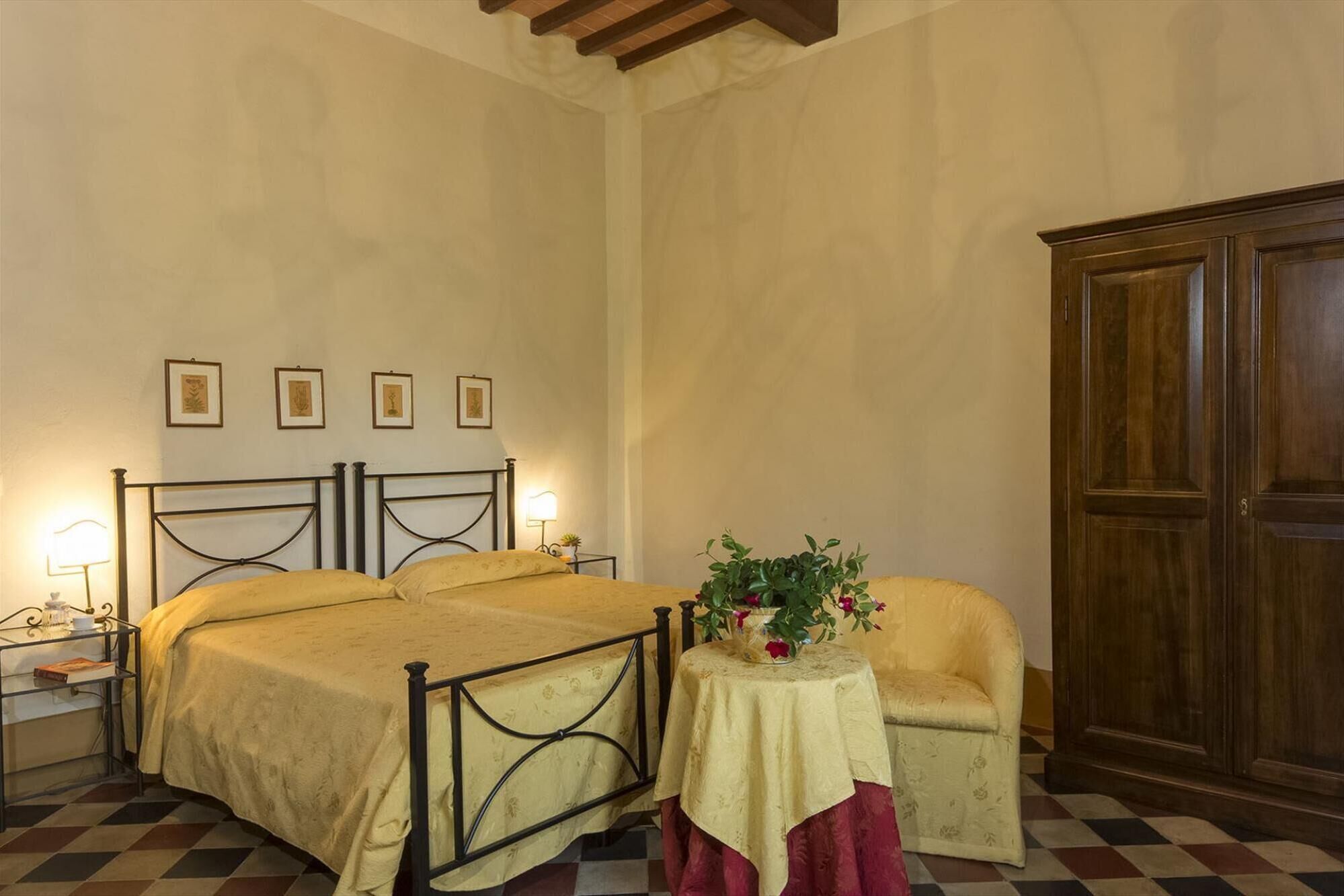 Villa Angelini 14&7 Emma Villas