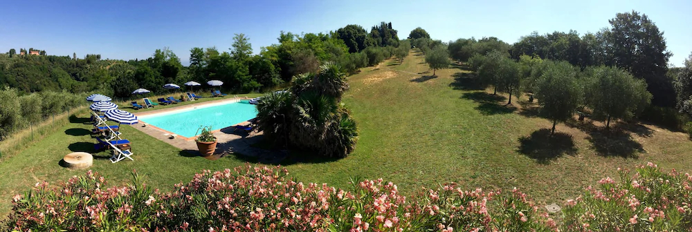 Agriturismo La Palazzina e Orchidea Bed&Breakfast