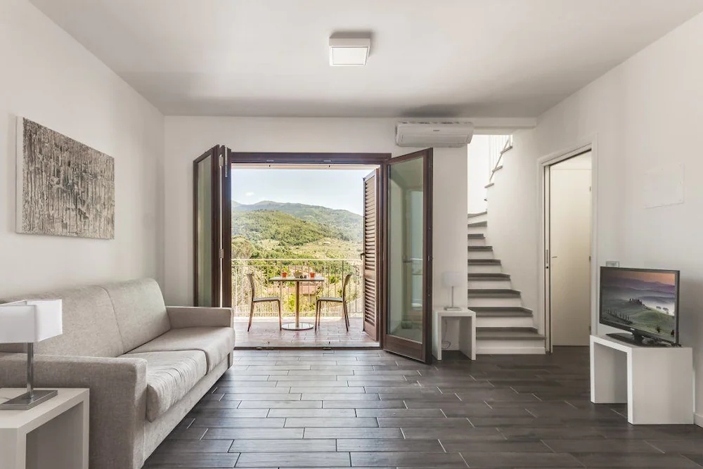 The Florence Hills Luxury Resort