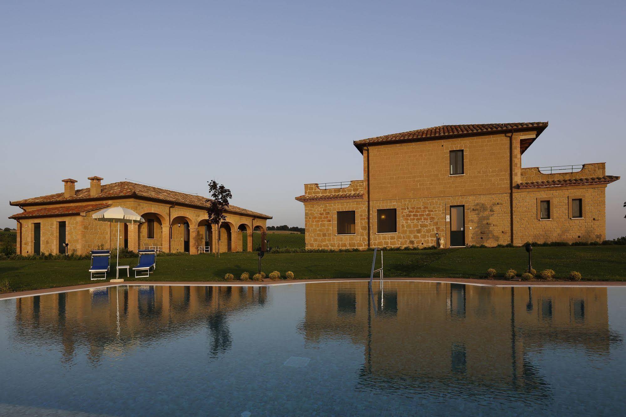 Agriturismo Poggio Al Tufo