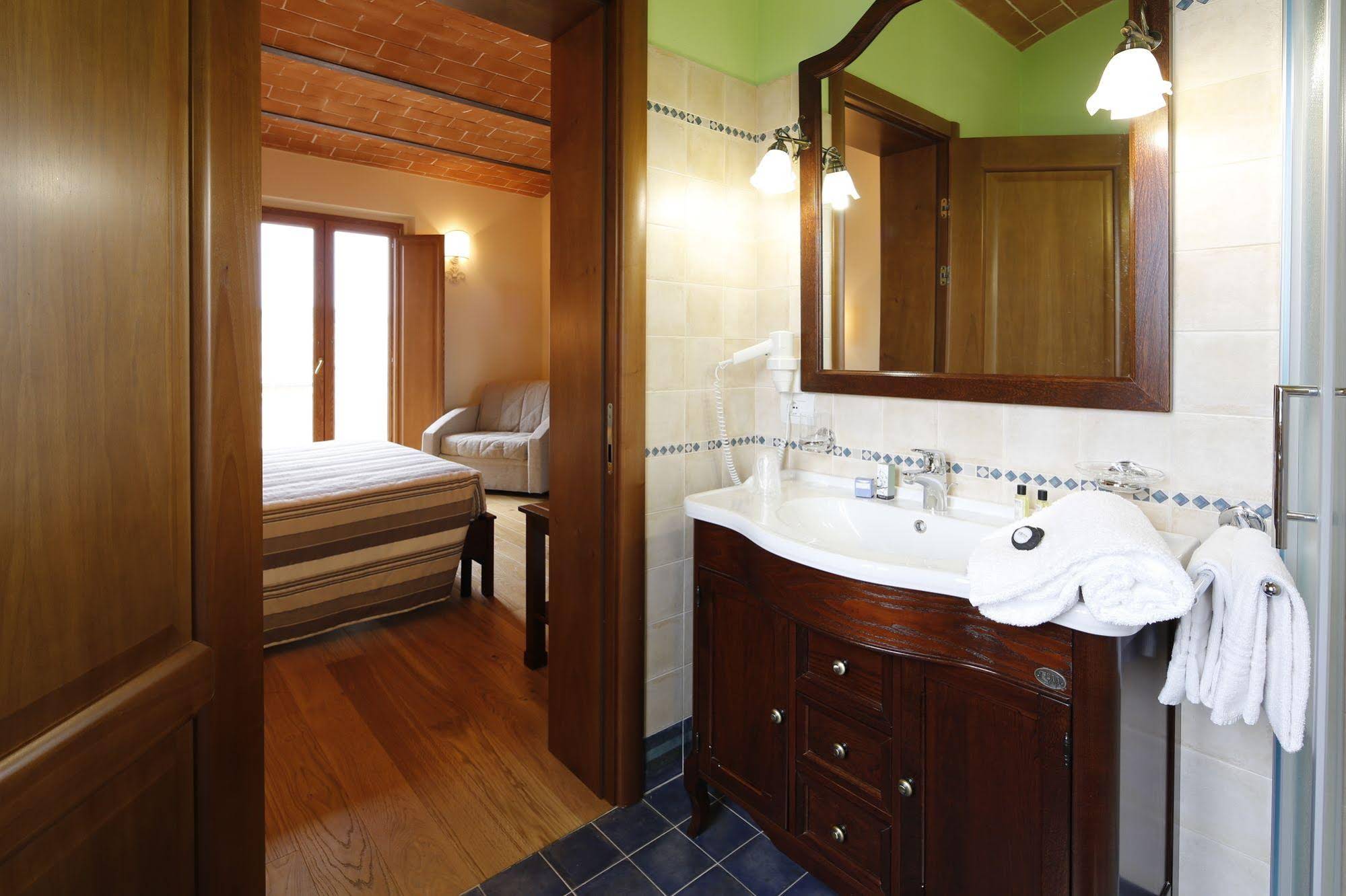 Agriturismo Poggio Al Tufo