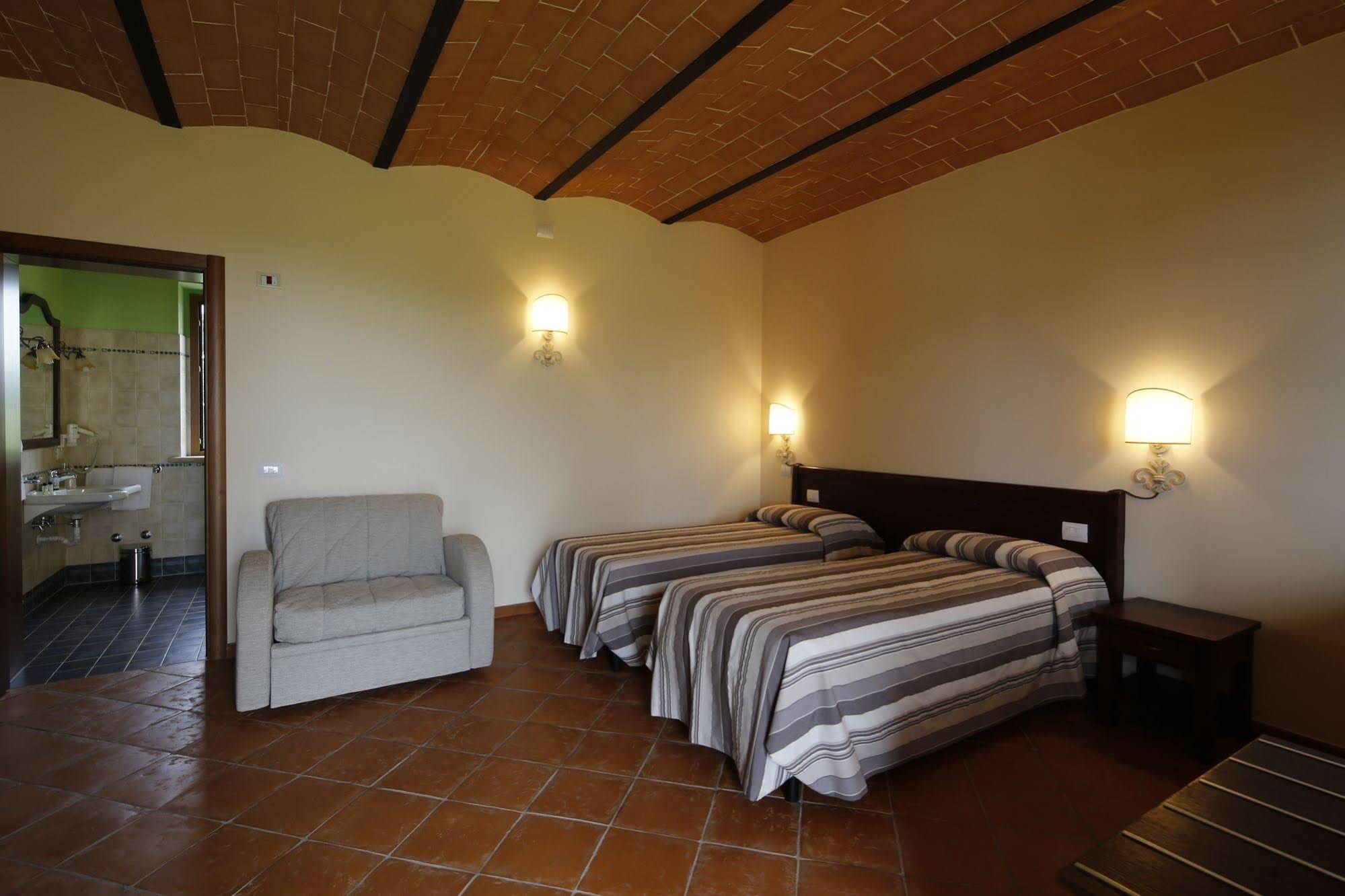 Agriturismo Poggio Al Tufo