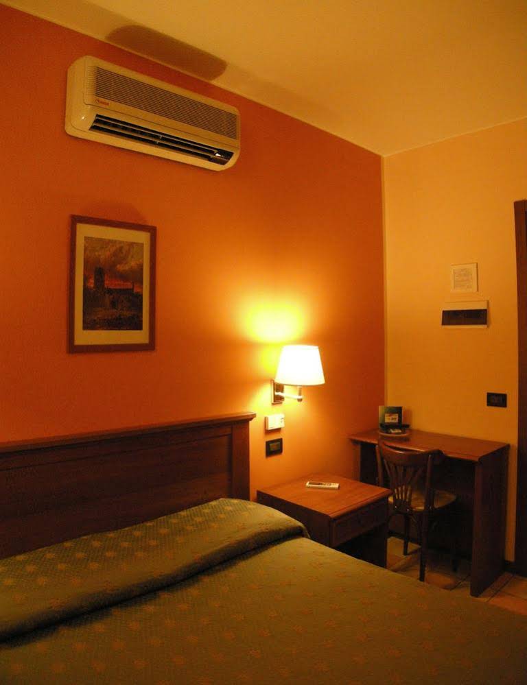 Hotel Forum
