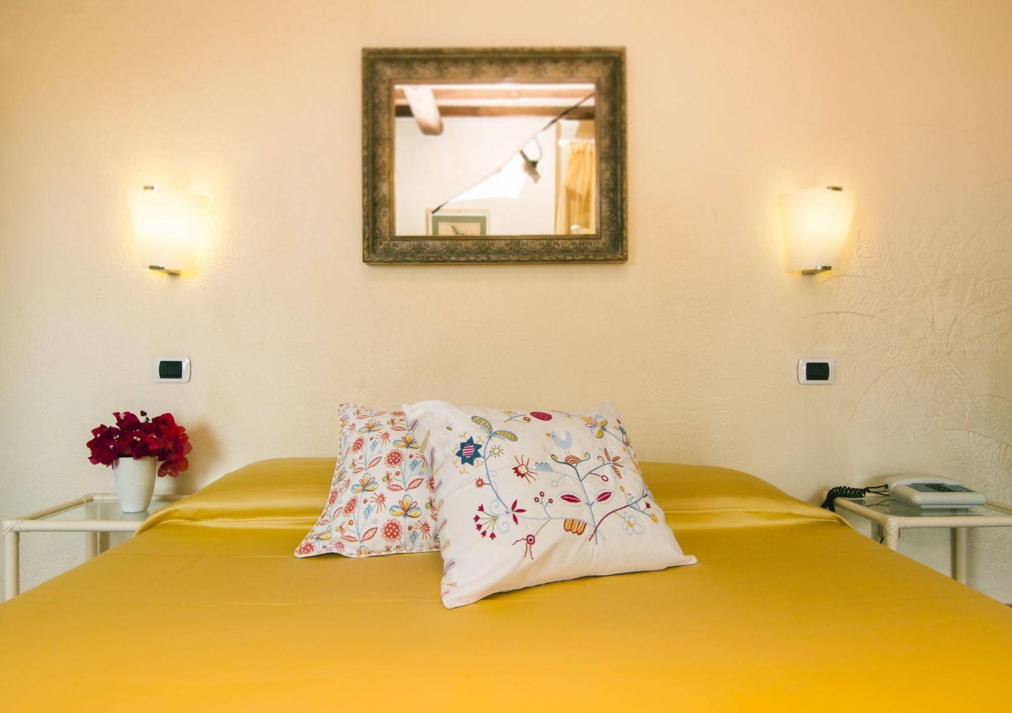 Hotel Cernia Isola Botanica
