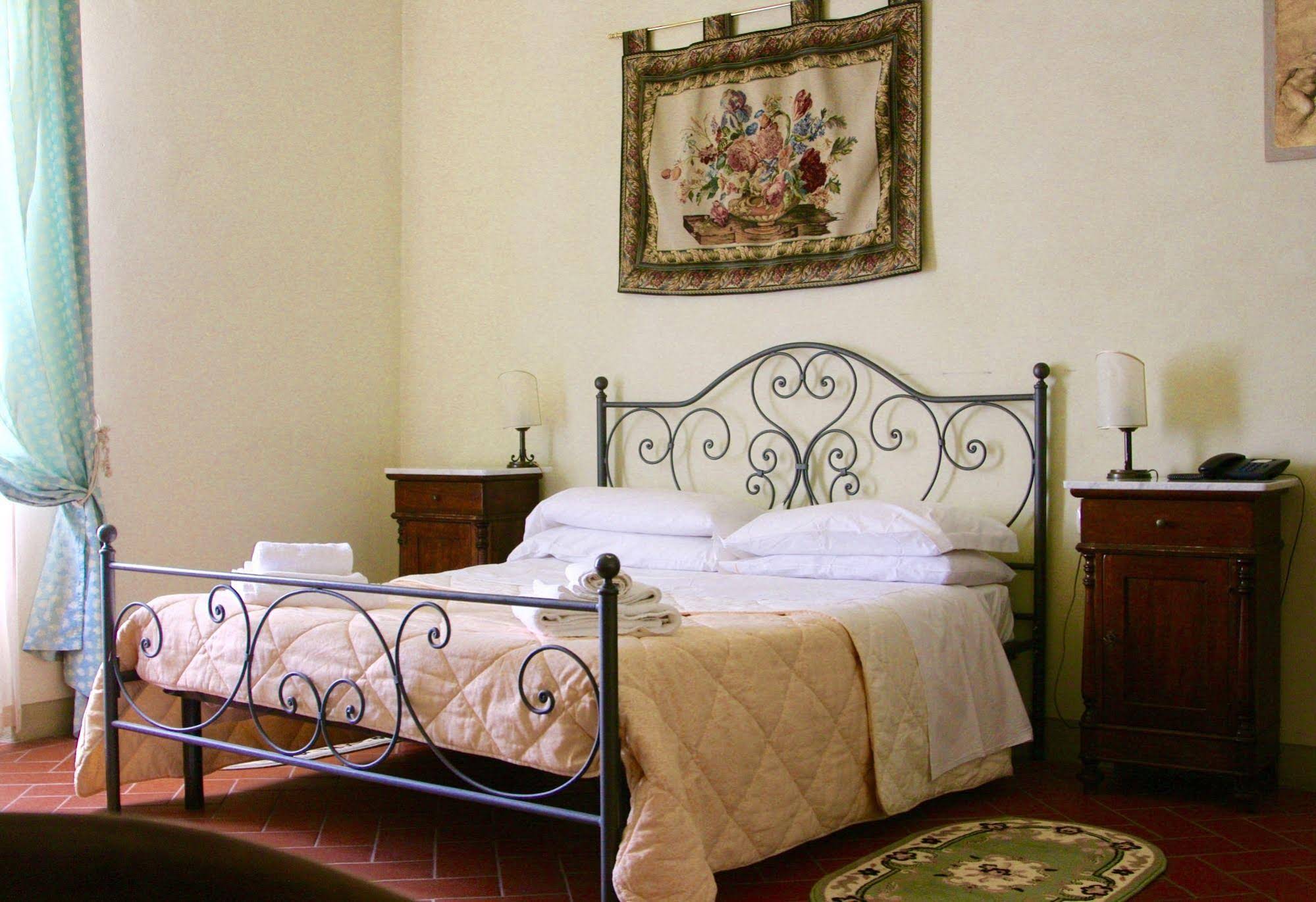 Villa La Grotta