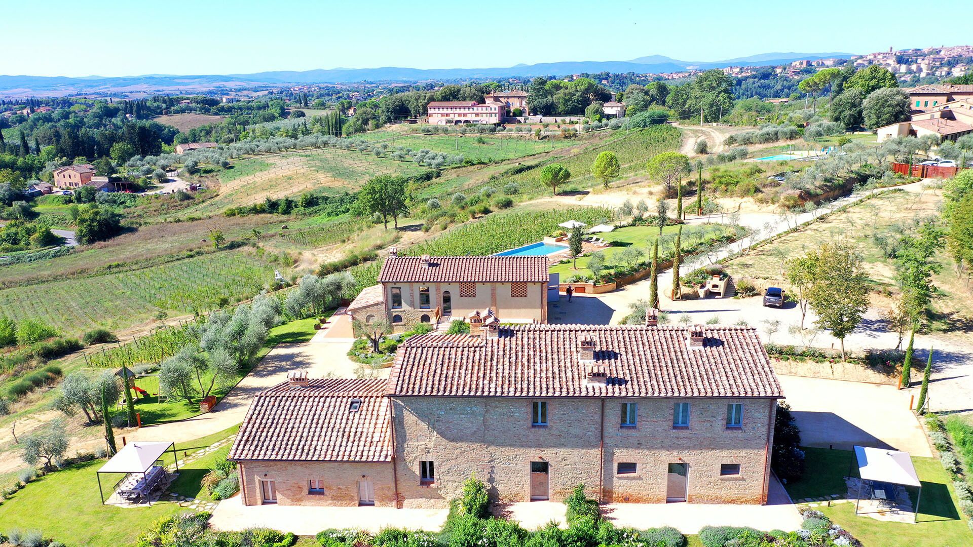 La Fonte Di Santa Regina 16 by Emma Villas