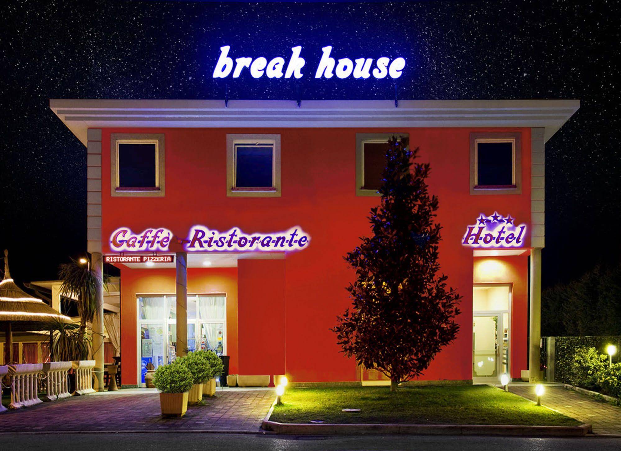 Break House Hotel