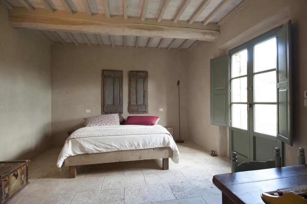 Follonico 4-Suite B&B