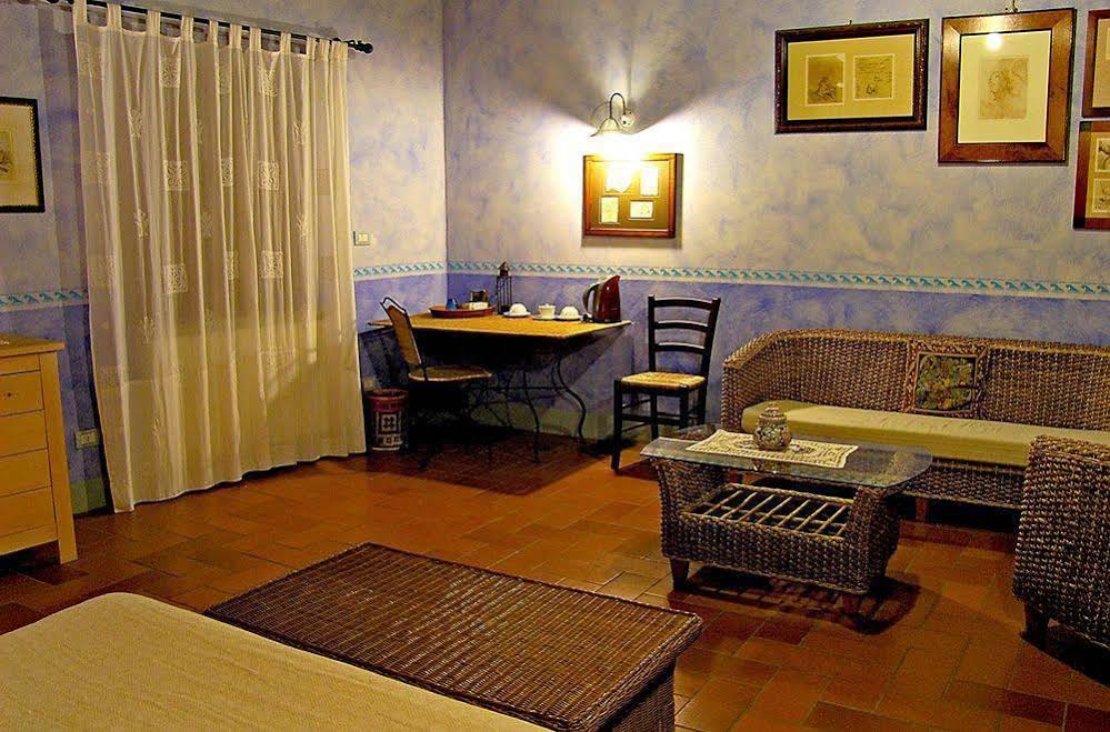 Tassinaia Bed and Breakfast