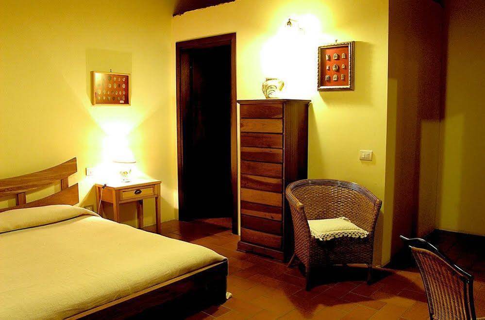 Tassinaia Bed and Breakfast