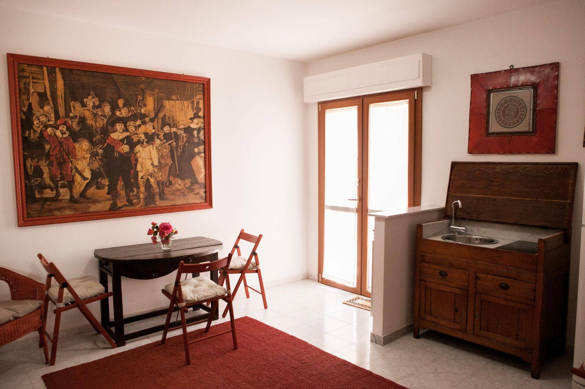 Domus Socolatae Apartments & Suites