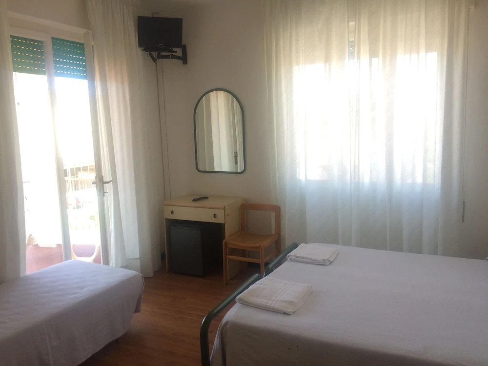 Hotel Perla Del Mare