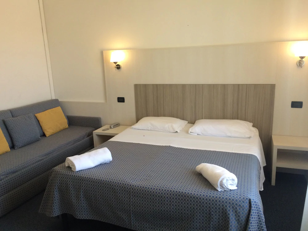 Hotel Perla Del Mare