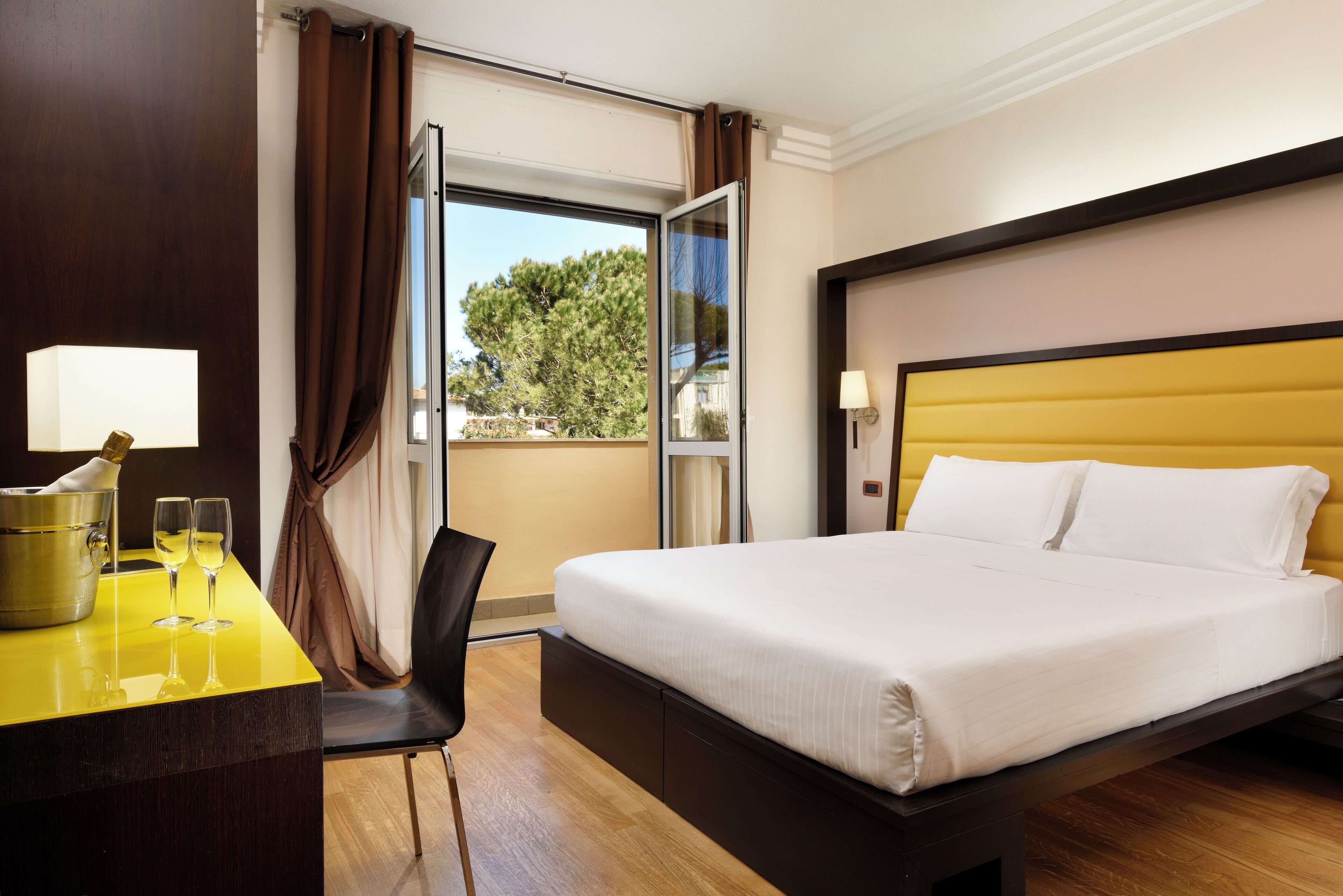 HOTIDAY Room Collection - Marinetta