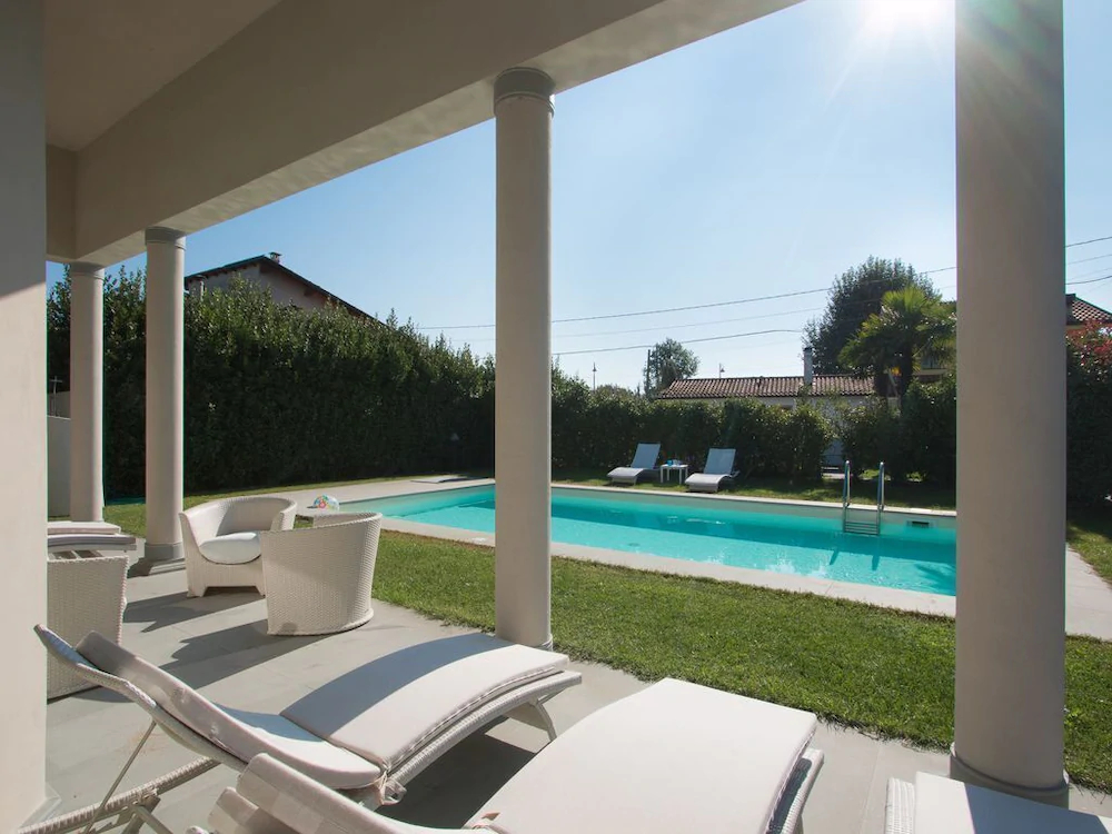 Versilia Sains Souci