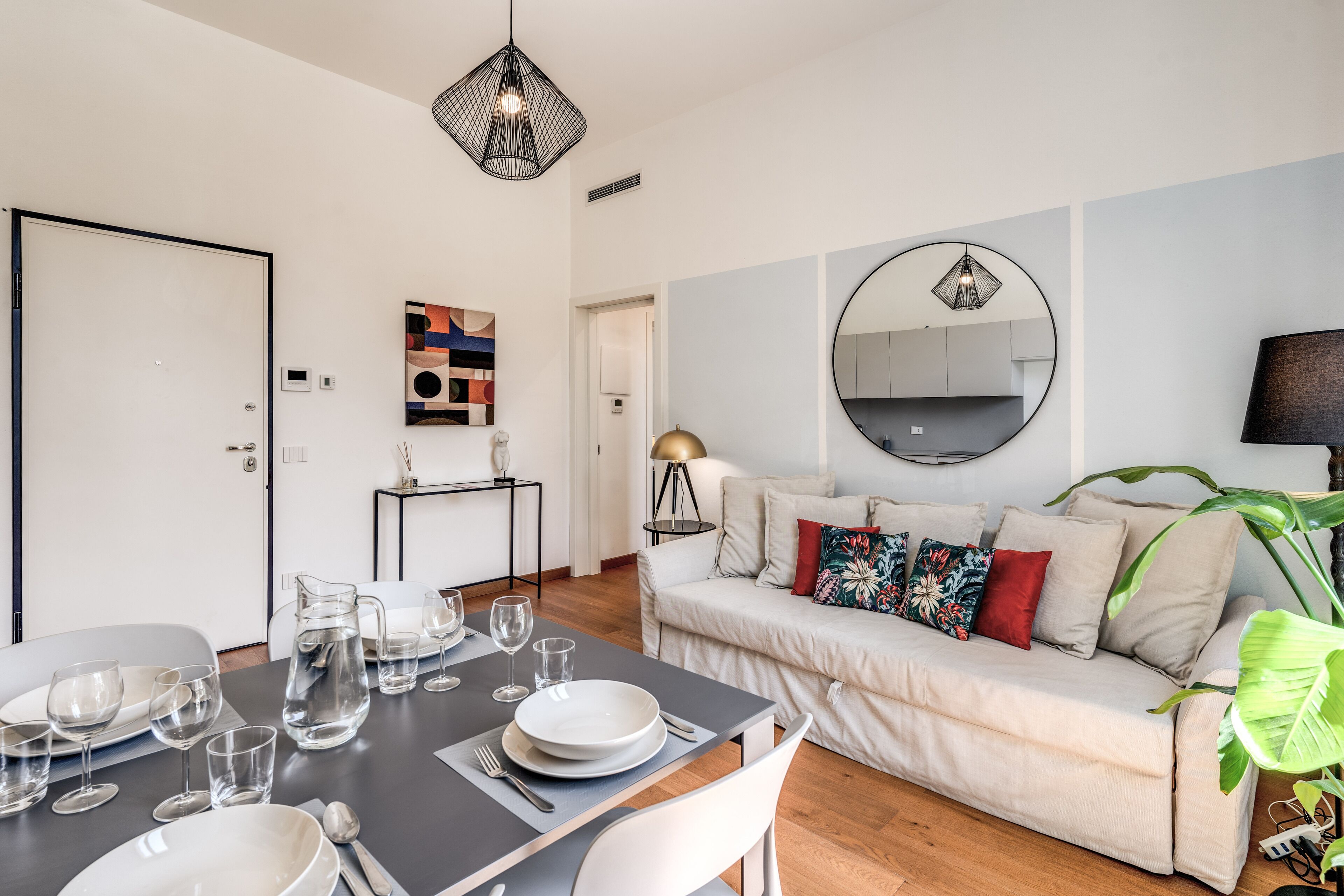 Aweshome Luxury Apartment