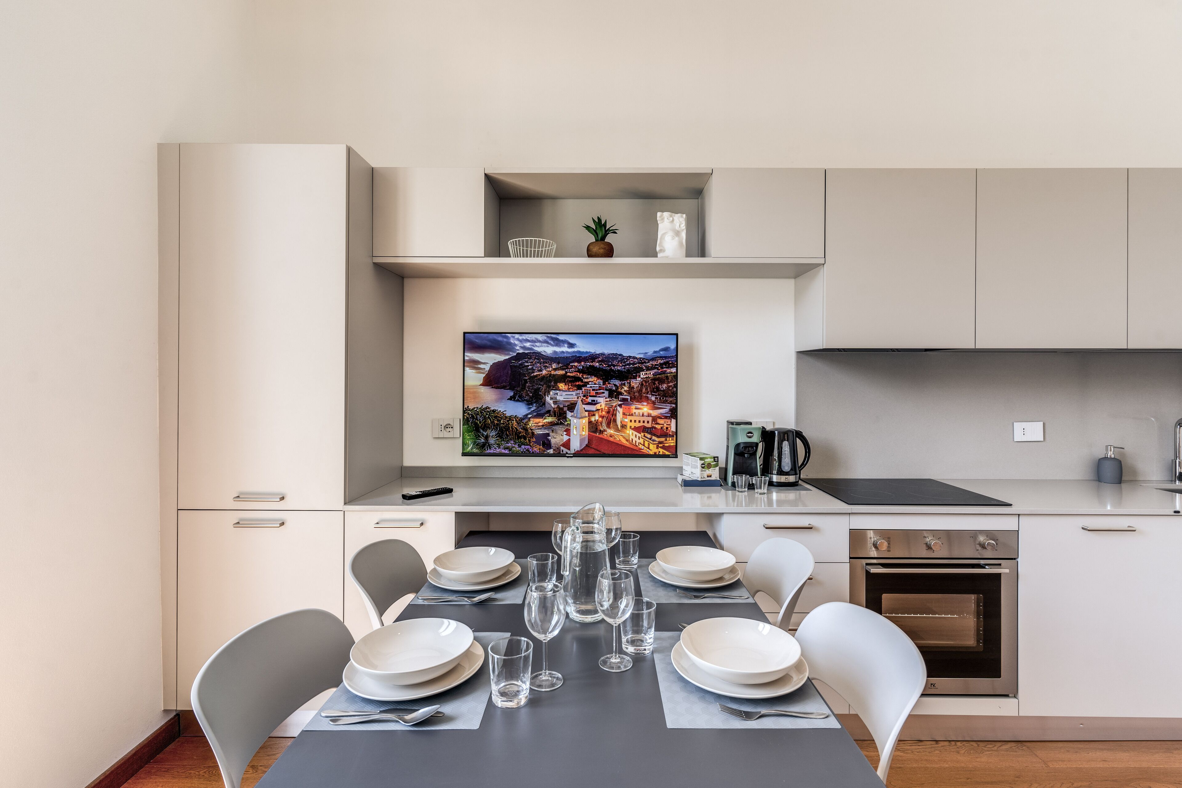 Aweshome Luxury Apartment