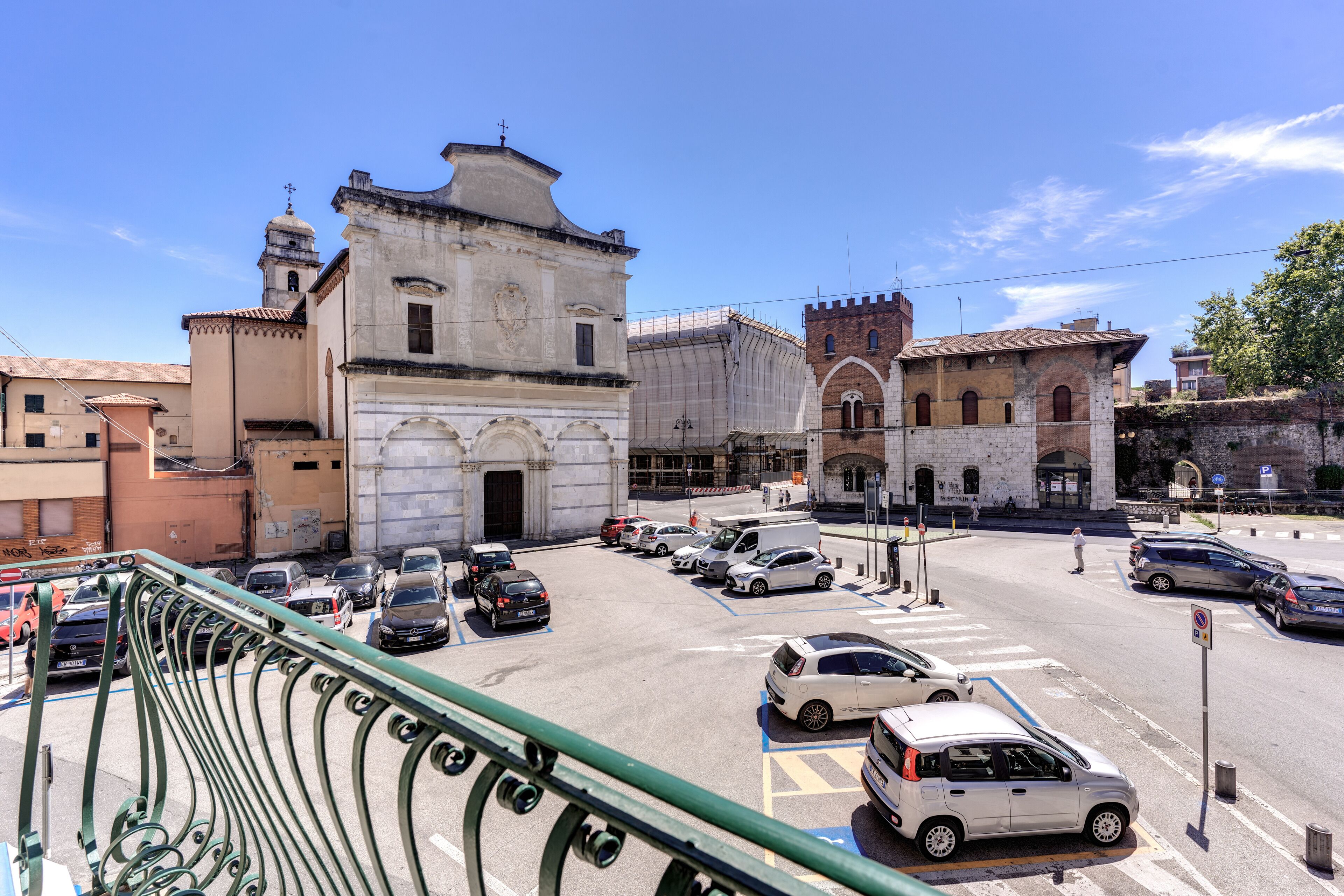 Aweshome Luxury Apartment