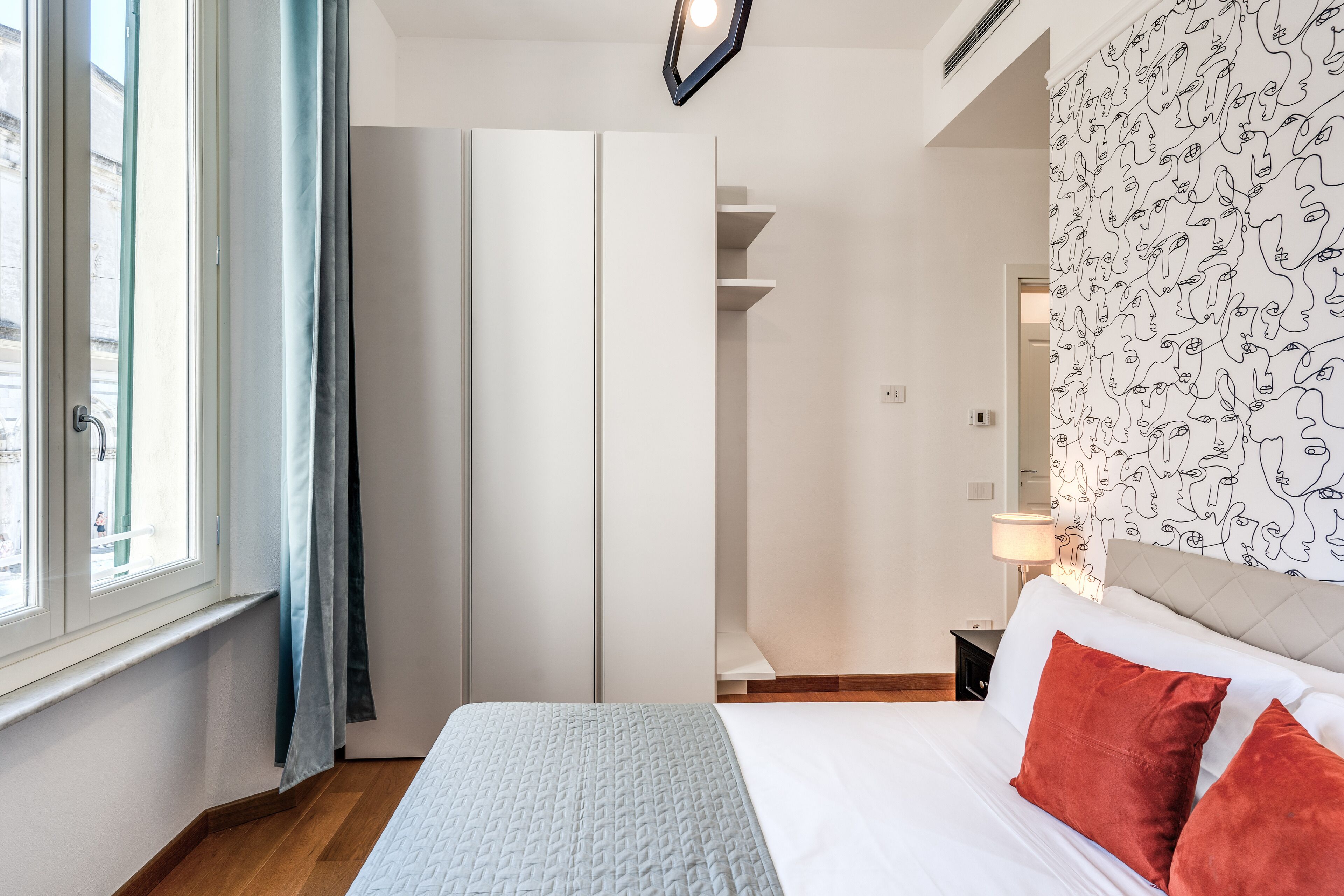 Aweshome Luxury Apartment