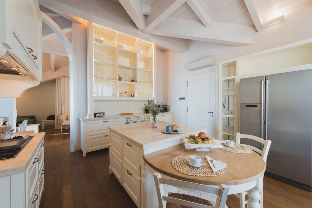 Villa Lilla Attic On The Beach