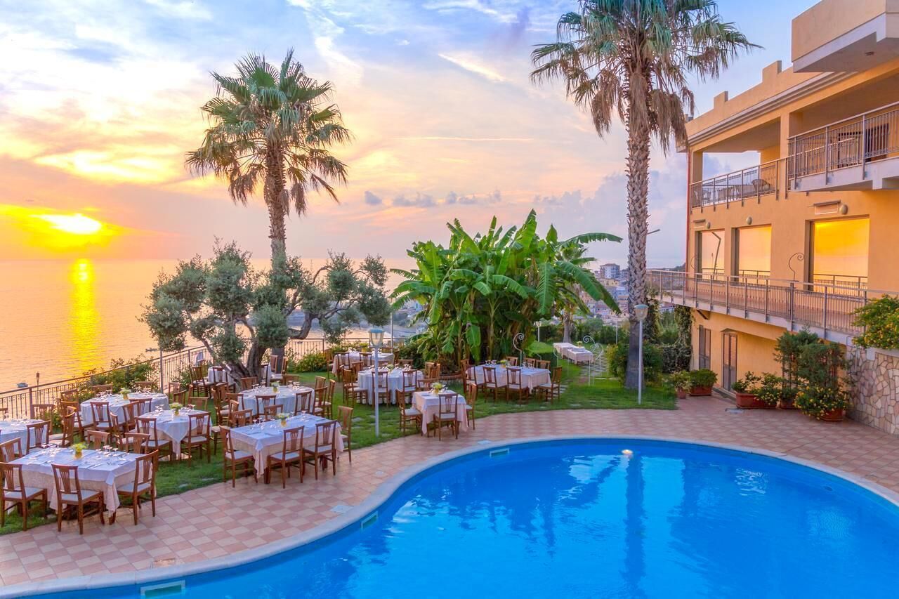 Nettuno Palace