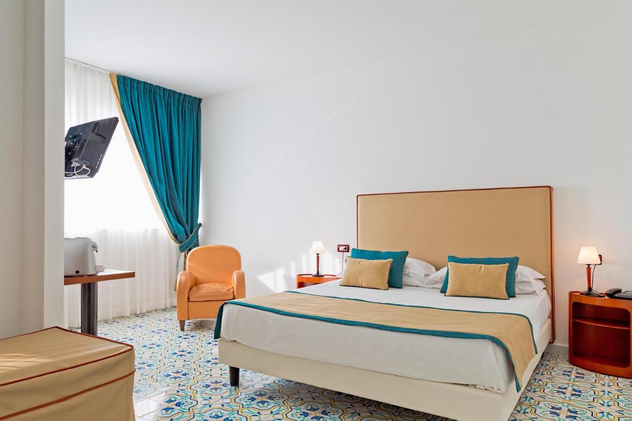 Mediterranea Hotel & Convention Center
