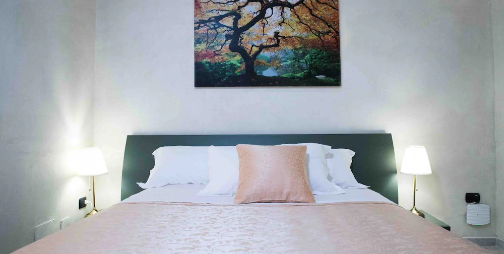 Vittoria Guest House