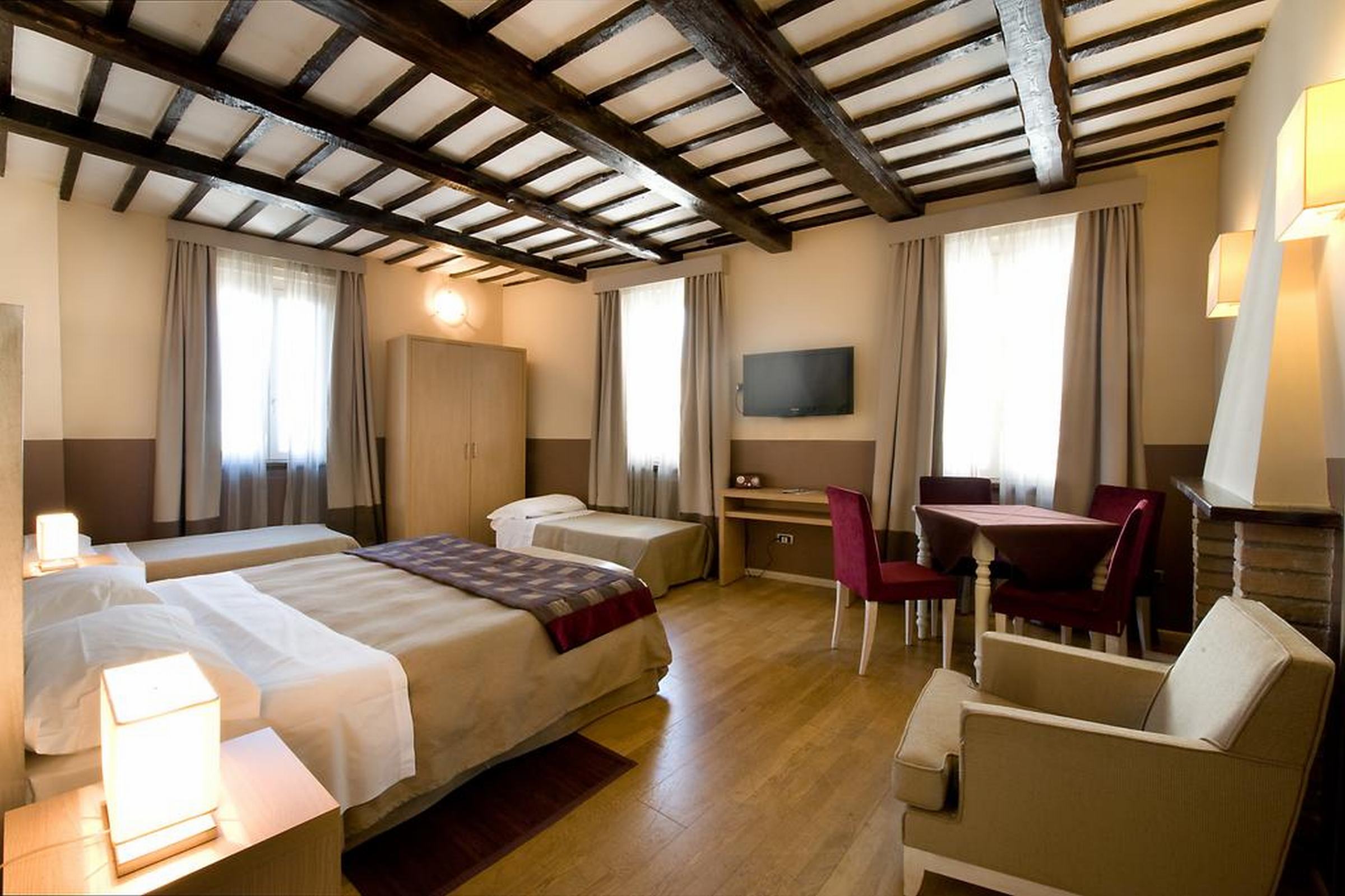 Hotel Alexander