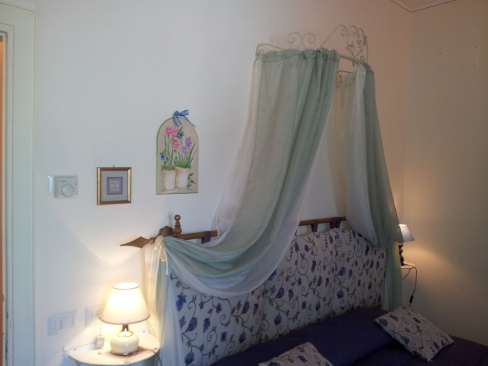 Bed and Breakfast A Casa delle Fate