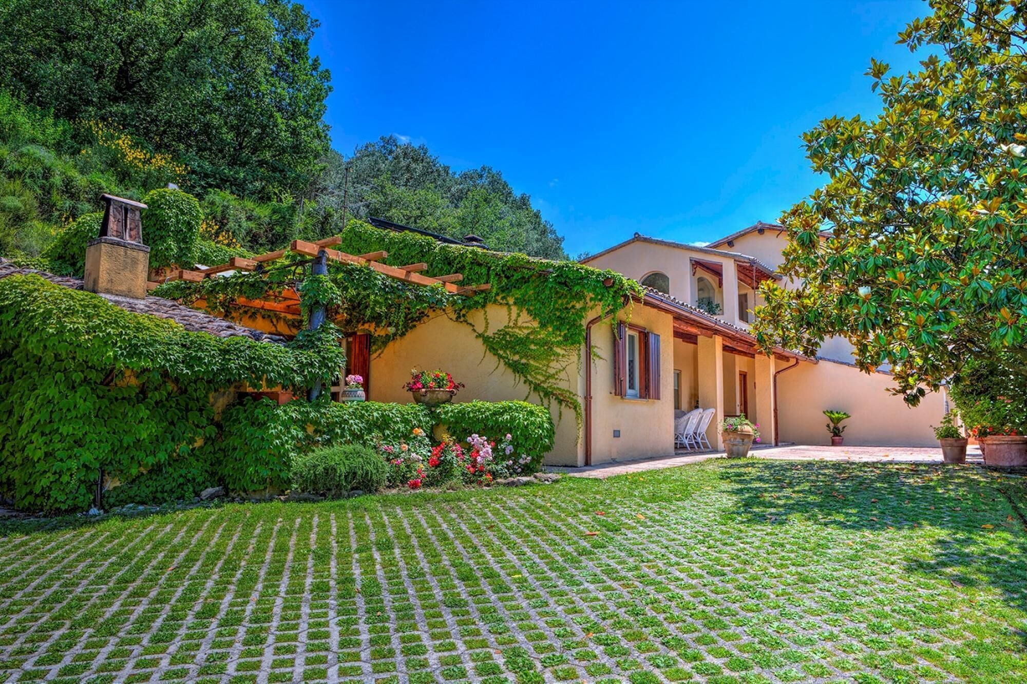 Casa Degli Oleandri 8 by Emma Villas