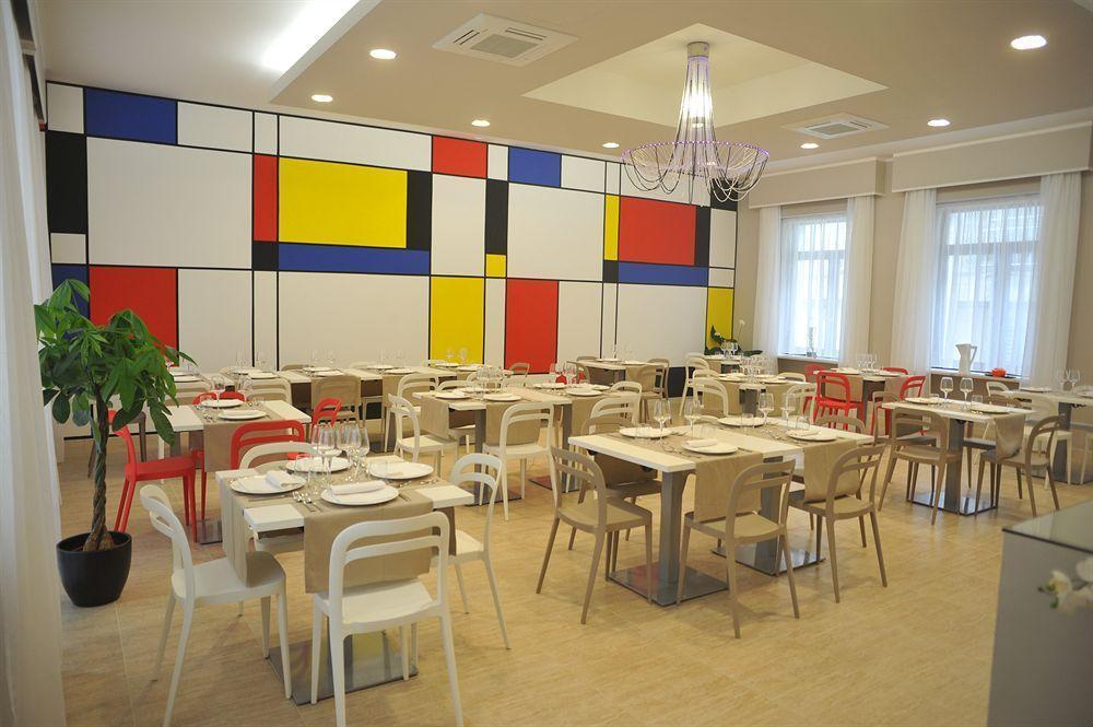 GG8 Restaurant & Hotel