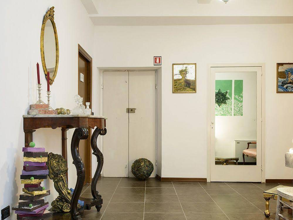 Hotel Porta Marmorea