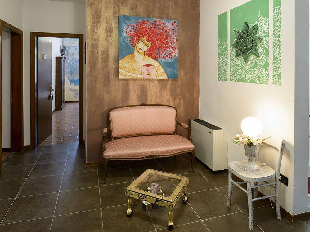 Hotel Porta Marmorea