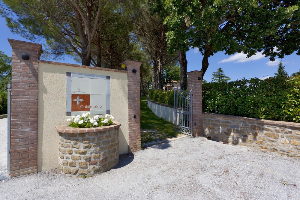 PHI Resort Coldimolino