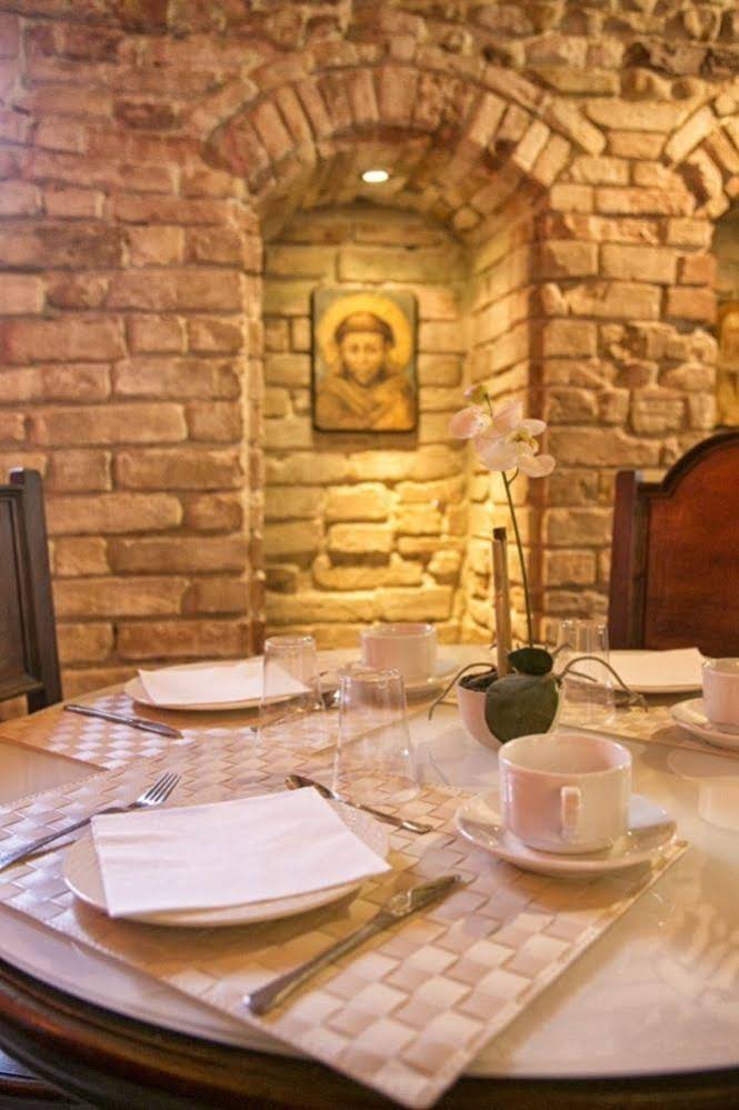 Hotel Degli Affreschi