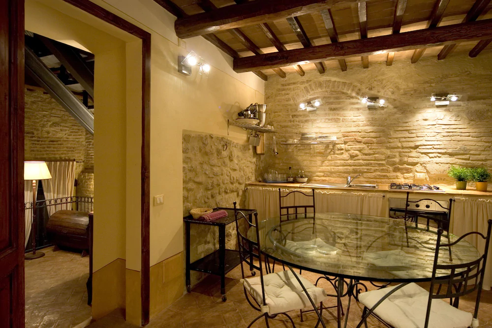L'Arco Romanico