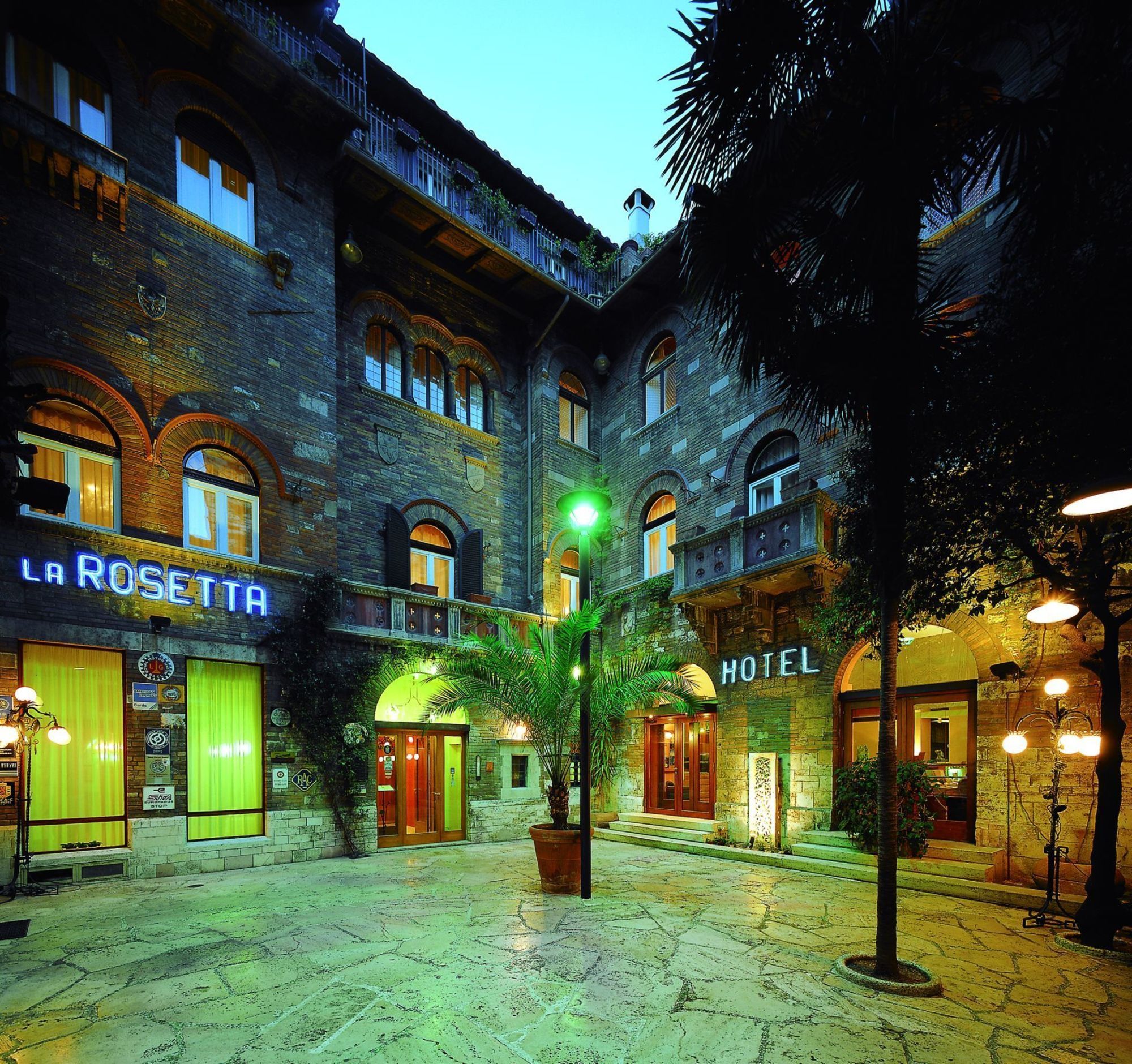 Rosetta Hotel Perugia Tapestry Collection By Hilton