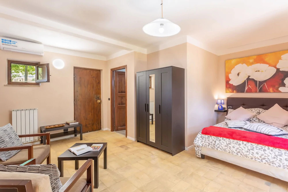 Pulciano Apartments