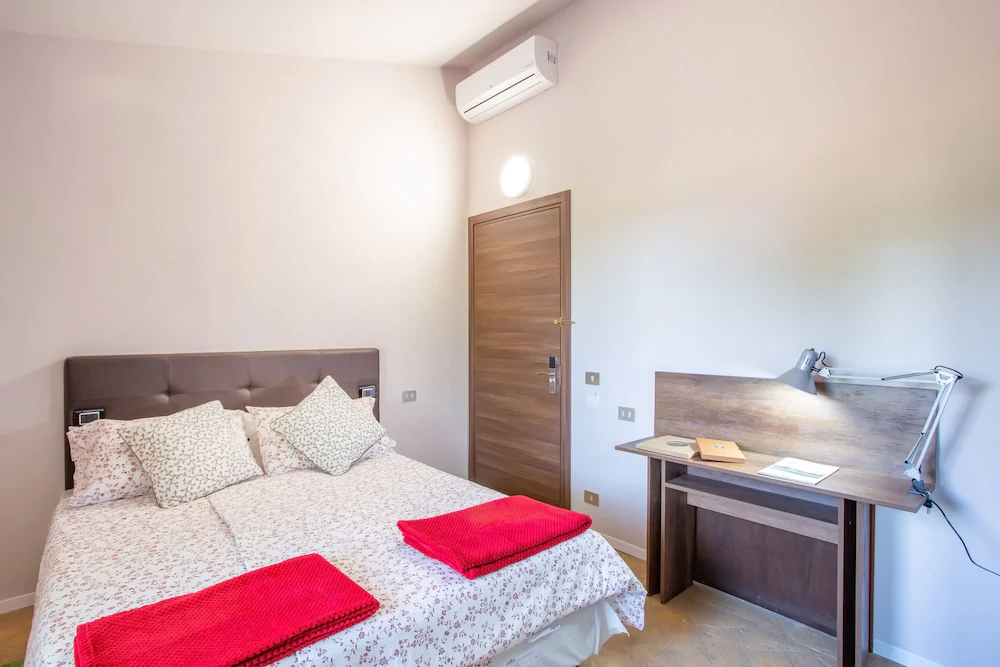 Pulciano Apartments