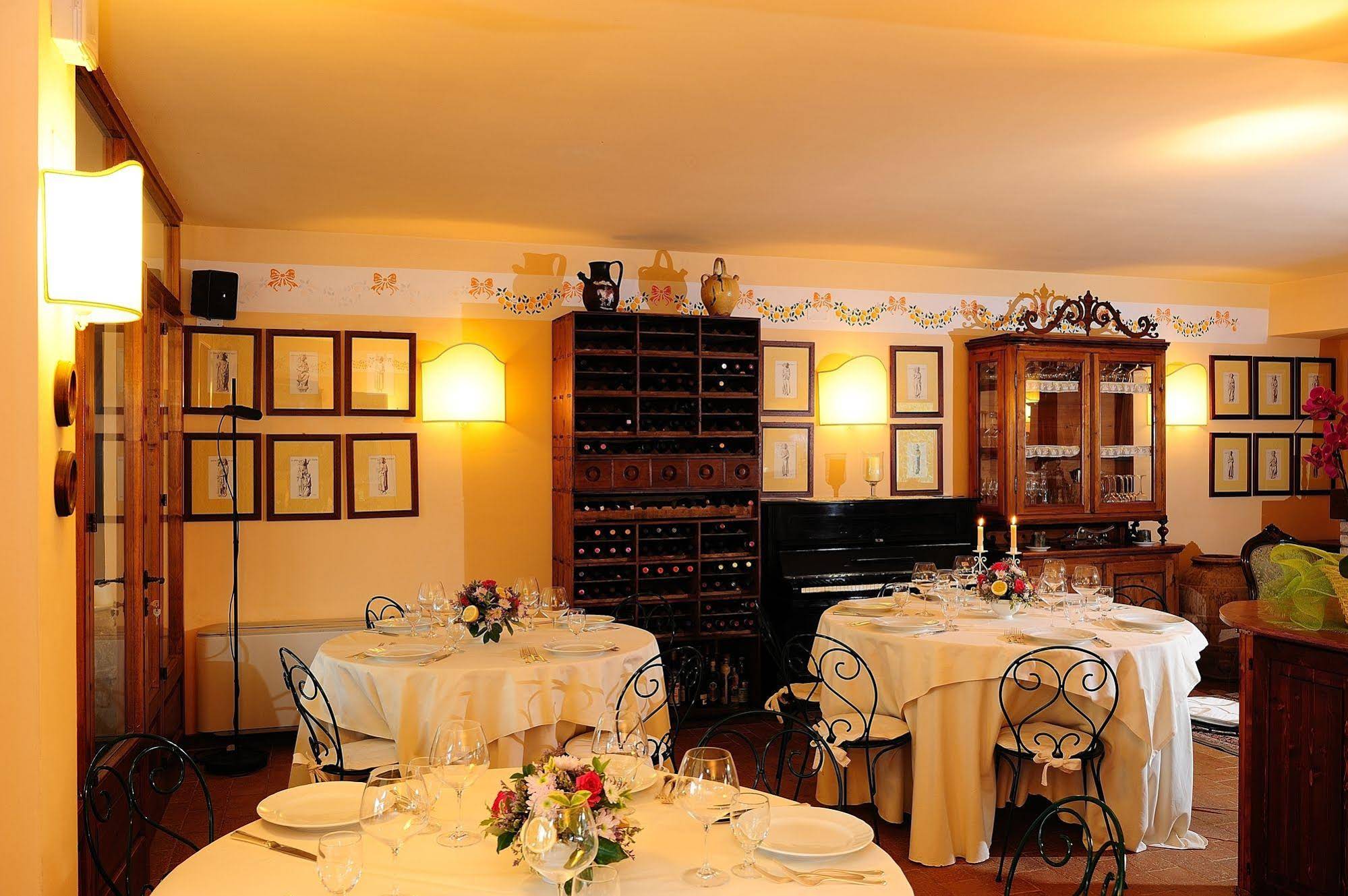 Borgo Mandoleto Hotel