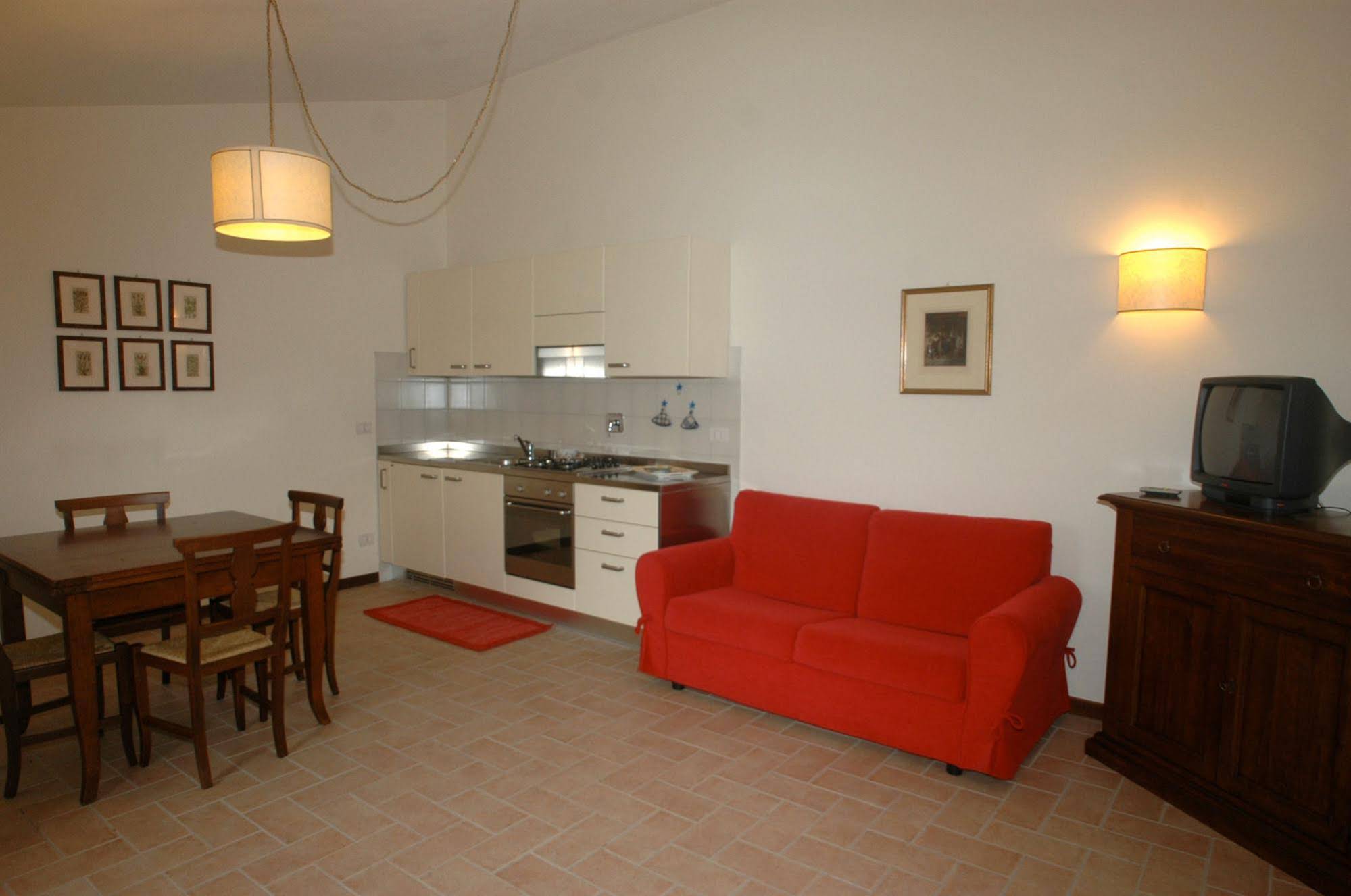 Residenza Torre Acquatino