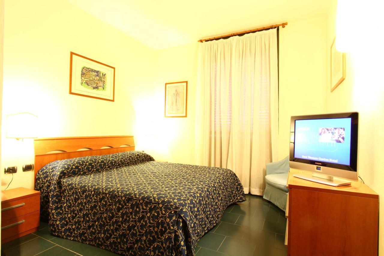 Garden Hotel