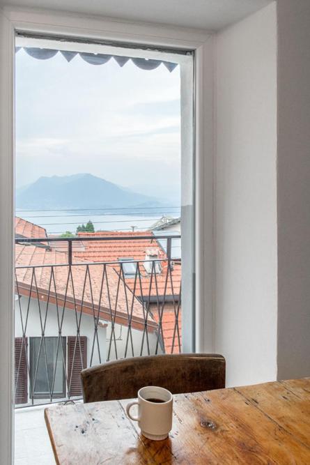 Stresa Complex Levoasi