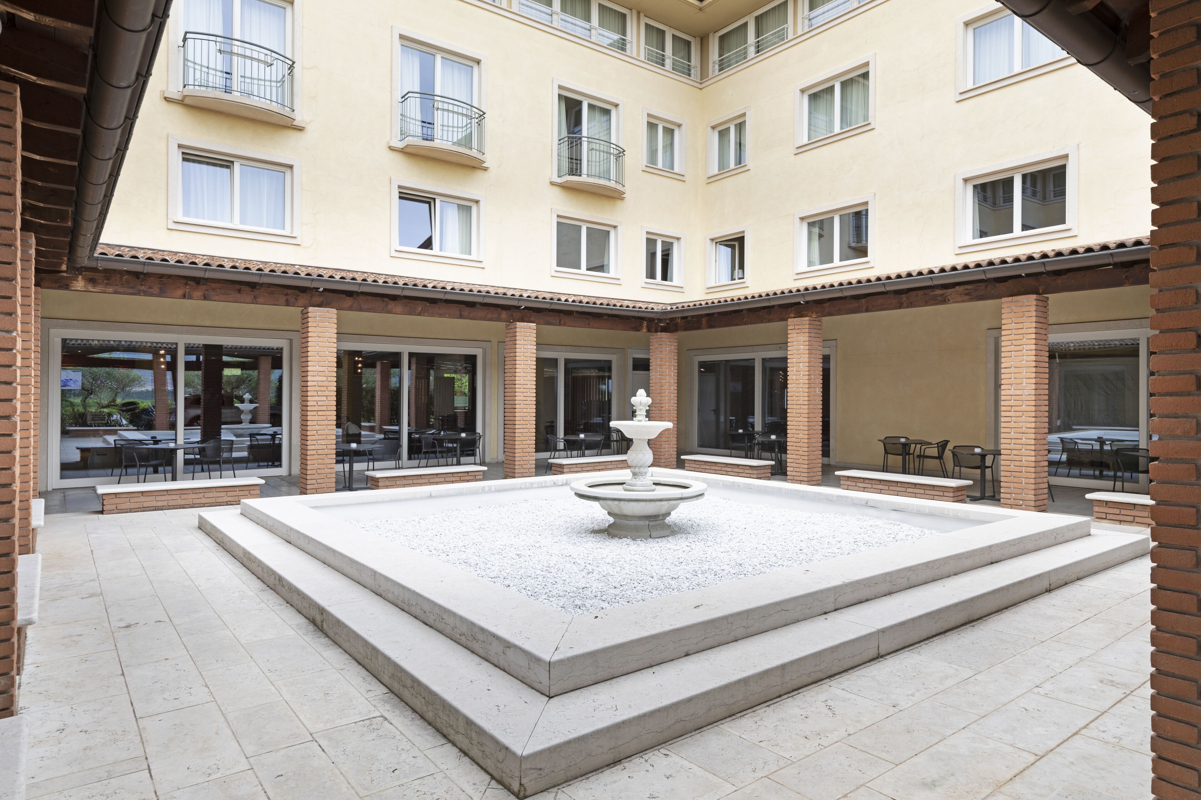 B&B HOTEL Affi Lago di Garda