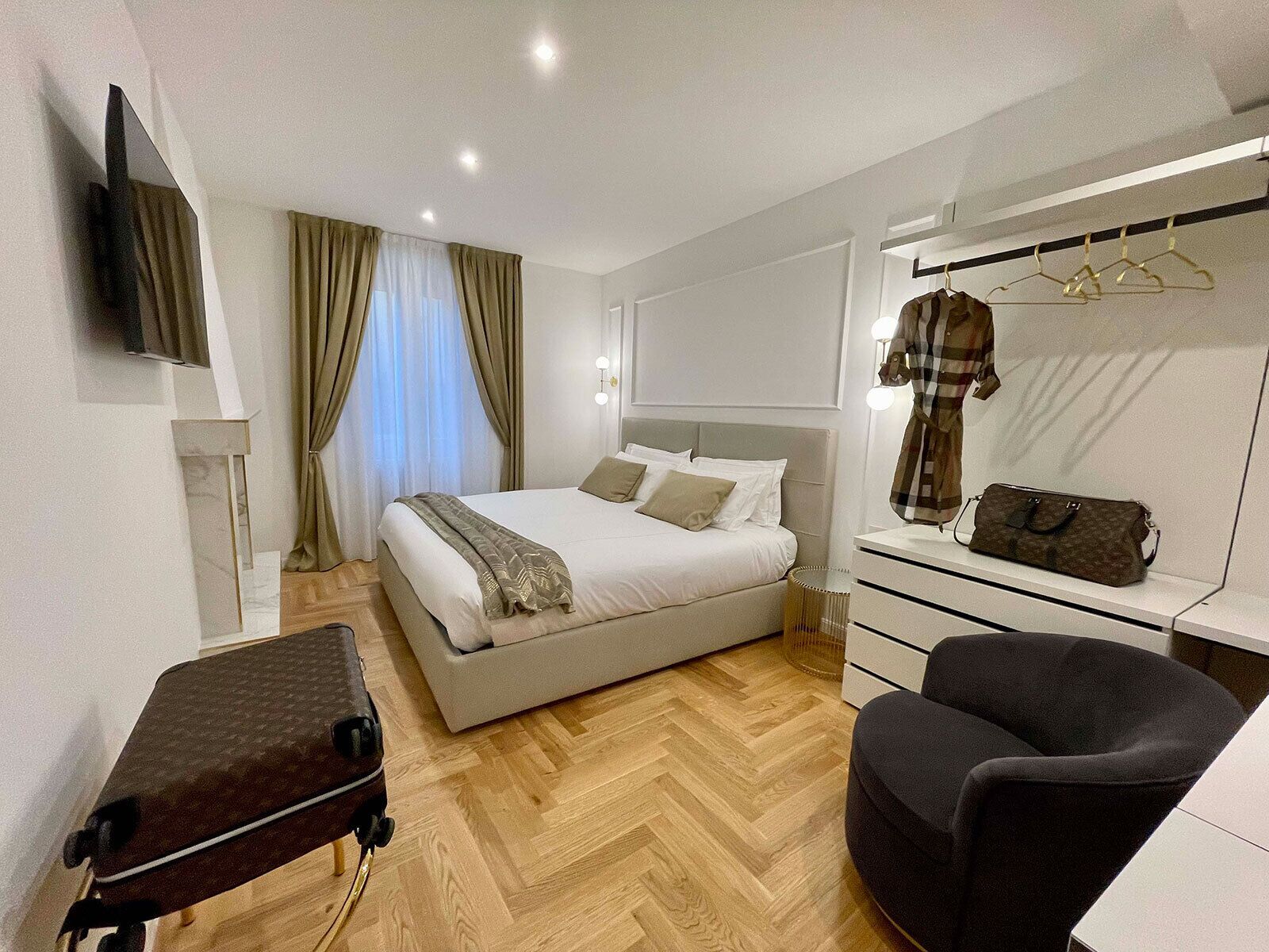 Bellagio Luxury Suites
